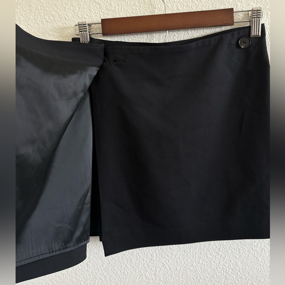Aritzia Black Mini Skirt Babaton Modern Wrap Around Size 4 Neutral Minimalist - Picture 3 of 6